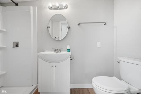 Bath - 2418 E 68th St, Indianapolis, IN 46220 photo 2 of 3
