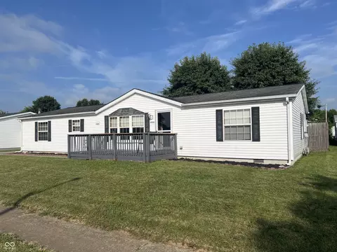4686 Breckenridge Dr, Columbus, IN 47203