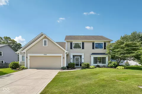 7591 Meadow Ridge Dr, Fishers, IN 46038
