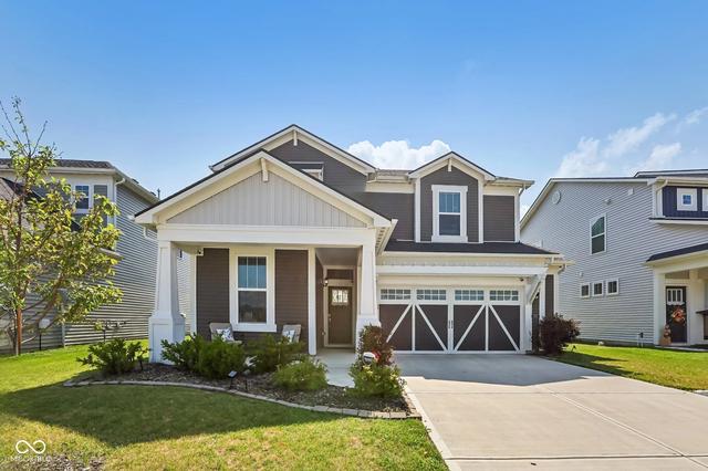 6910 Seattle Slew Dr, Whitestown, IN 46075