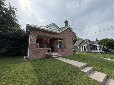 194 N Indiana St, Danville, IN 46122