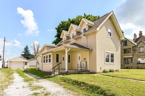1612 N B St, Elwood, IN 46036