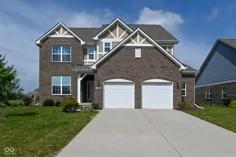 5184 Wyndale Dr, Bargersville, IN 46106