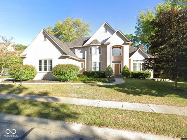 9330 E Timberline Dr, Indianapolis, IN 46256