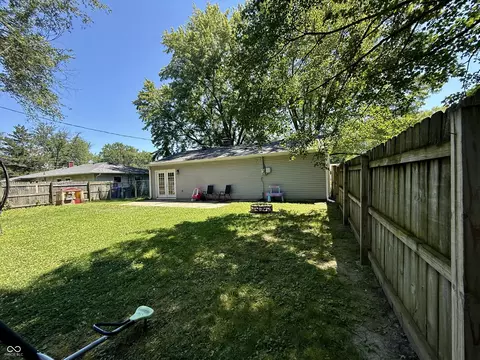 Exterior - 534 S Alpha Ave, Brownsburg, IN 46112 photo 2 of 2