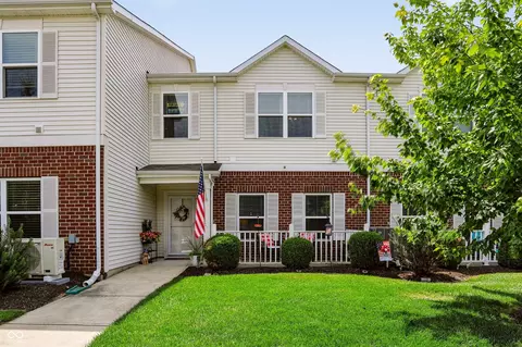12135 Scoria Dr #900, Fishers, IN 46038