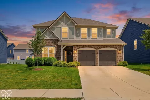 5693 Terracotta Trce, Mccordsville, IN 46055