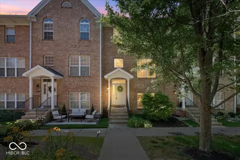 15344 Mystic Rock Dr, Carmel, IN 46033