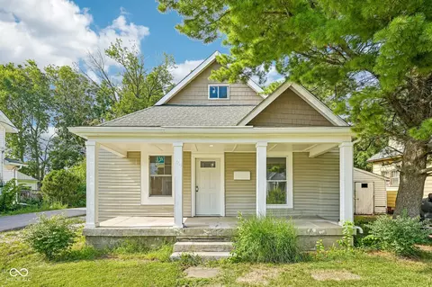 260 W Wiley St, Greenwood, IN 46142