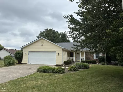 374 W Old South St, Bargersville, IN 46106