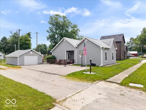 905 S Ohio St, Sheridan, IN 46069