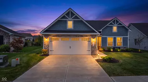 2138 Walnut Fork Dr, Whitestown, IN 46075