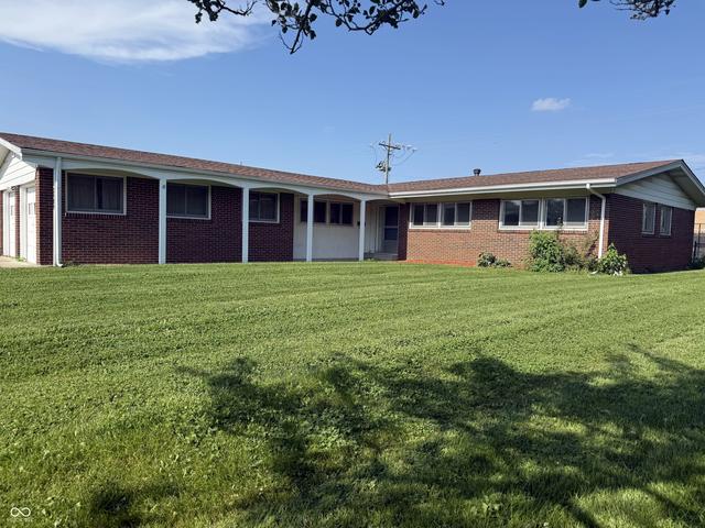 2585 Union St, Columbus, IN 47201