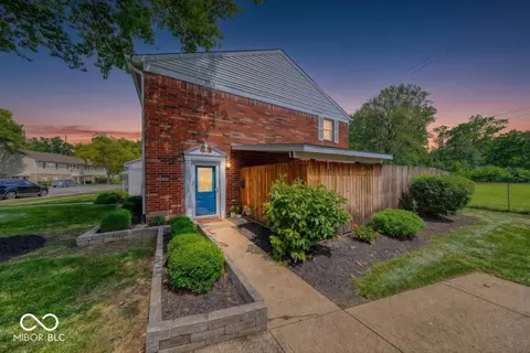 2917 Country Estates Dr, Indianapolis, IN 46227