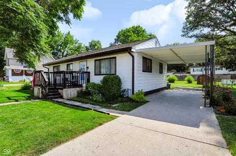 931 N 19th St, Elwood, IN 46036