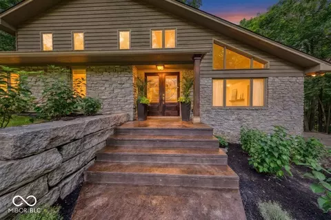 12 Mill Run Ct, Fishers, IN 46038