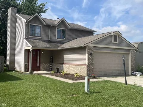 1377 Westridge Ct, Greenwood, IN 46142