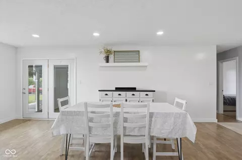 Dining - 4671 W Randy Rd, Edinburgh, IN 46124 photo 1 of 2