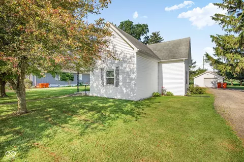 Exterior - 604 N Independence St, Windfall, IN 46076 photo 2 of 6