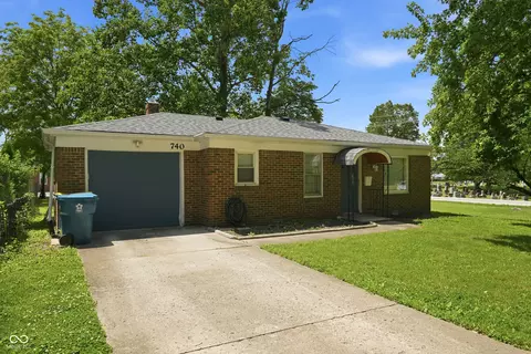 740 1st Ave NE, Carmel, IN 46032