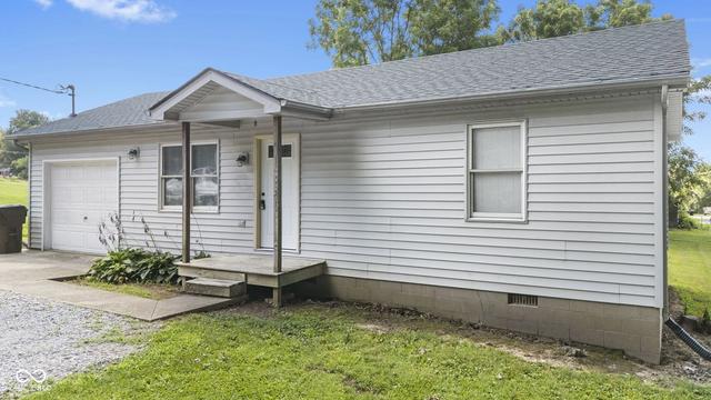 366 E Vienna High St, Scottsburg, IN 47170