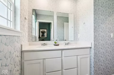 Bath - 7185 Theo Baker Blvd, Pendleton, IN 46064 photo 4 of 7