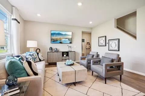 Living - 7185 Theo Baker Blvd, Pendleton, IN 46064 photo 7 of 8