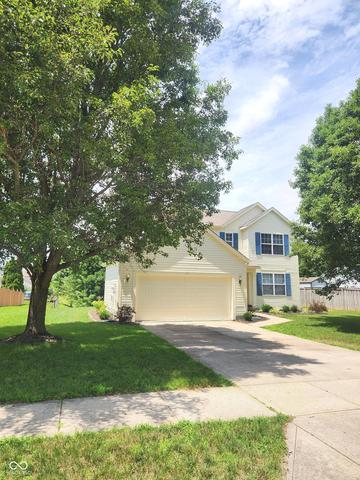 924 Thornwood Dr, Greenwood, IN 46143