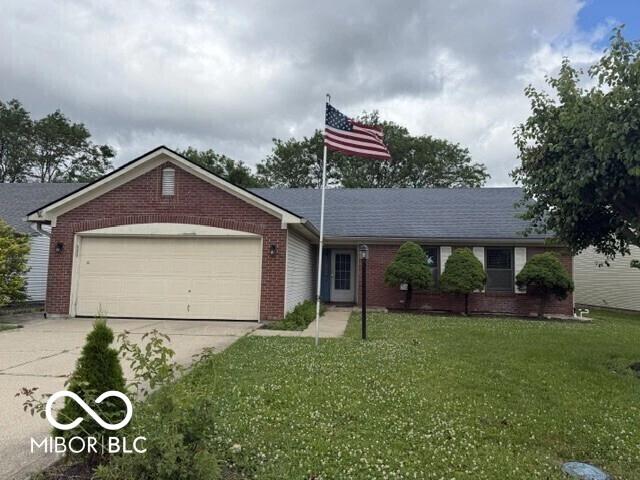 8107 Southern Trails Pl, Indianapolis, IN 46237