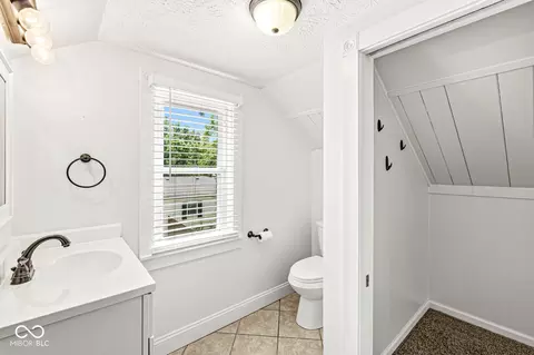 Bath - 5402 Singleton St, Indianapolis, IN 46227 photo 3 of 3