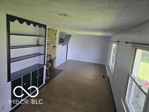 Living - 712 E Main St, Milroy, IN 46156 photo 1 of 2