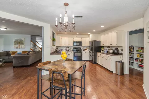 2111 Shadowbrook Dr, Plainfield, IN 46168 photo 8