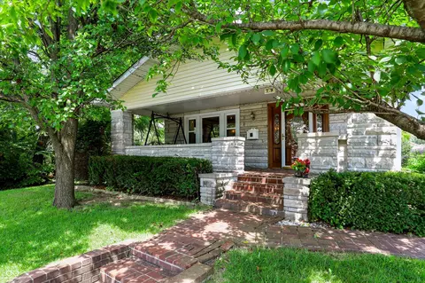 79 N 15th Ave, Beech Grove, IN 46107