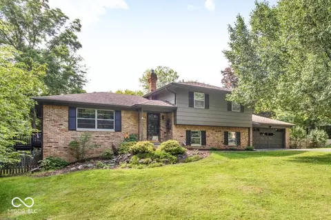 7366 Glennmore Dr, Indianapolis, IN 46256