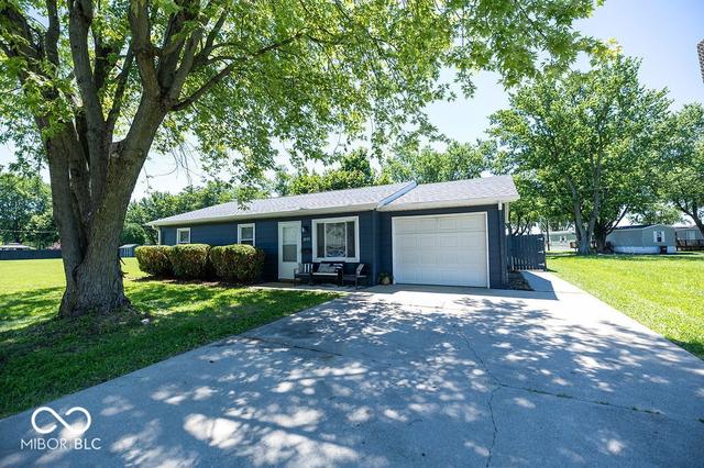 2155 S Fairfield Dr, Marion, IN 46953