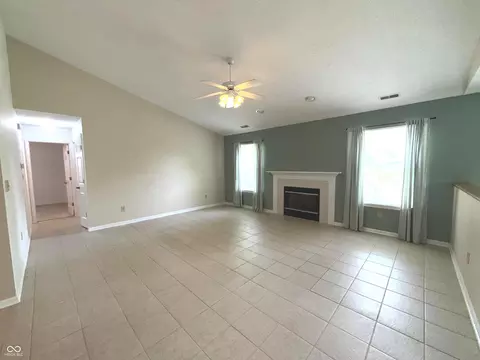 Living - 437 E Pine Ridge Dr, Westfield, IN 46074 photo 2 of 4