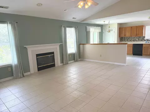 Living - 437 E Pine Ridge Dr, Westfield, IN 46074 photo 3 of 4