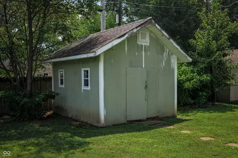4703 W Compton Dr, Edinburgh, IN 46124 photo 5