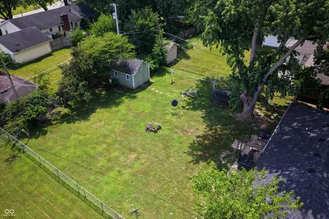 4703 W Compton Dr, Edinburgh, IN 46124 photo 9