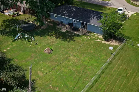 4703 W Compton Dr, Edinburgh, IN 46124 photo 8