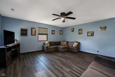 4703 W Compton Dr, Edinburgh, IN 46124 photo 25