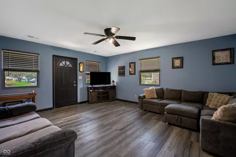 4703 W Compton Dr, Edinburgh, IN 46124 photo 22