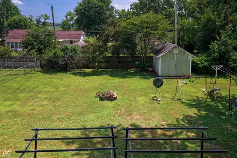 4703 W Compton Dr, Edinburgh, IN 46124 photo 3