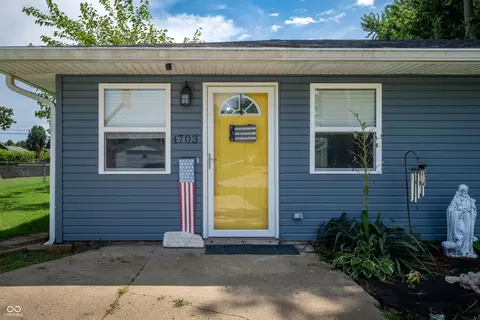 4703 W Compton Dr, Edinburgh, IN 46124 photo 12