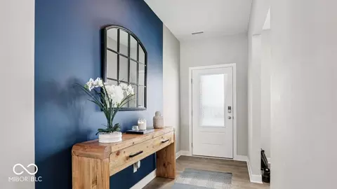 Entry Way - 5739 Bancroft Dr, Pendleton, IN 46064 photo 1 of 19