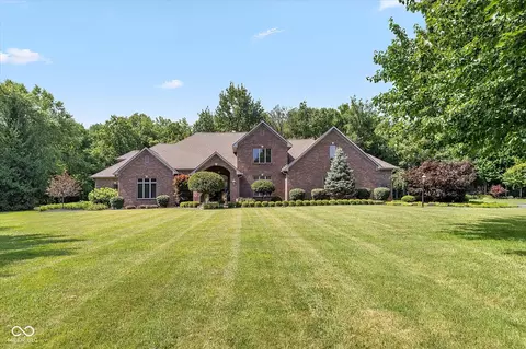9020 Shetland Ln, Indianapolis, IN 46278