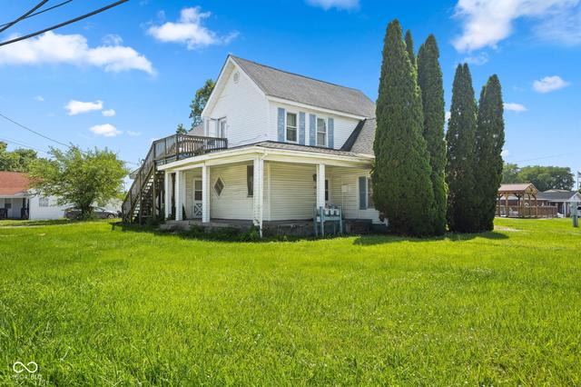 589 E Main St, Whiteland, IN 46184
