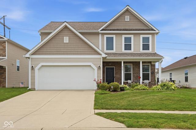 5781 White Pine Rd, Whitestown, IN 46075