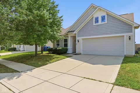 15343 Royal Grv, Noblesville, IN 46060