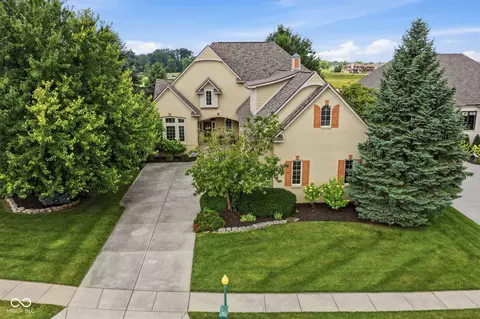 16393 Valhalla Dr, Noblesville, IN 46060